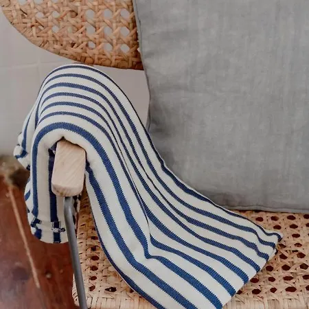 Typical Alfama Apartment, By Timecooler 리스본