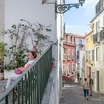 Typical Alfama Apartment, By Timecooler * 리스본
